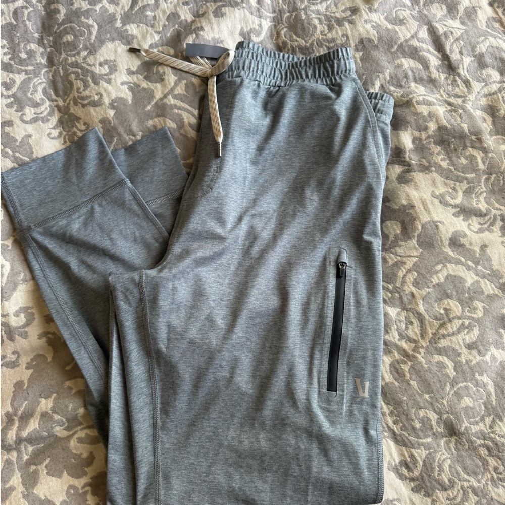 Men's Vuori performance joggers.